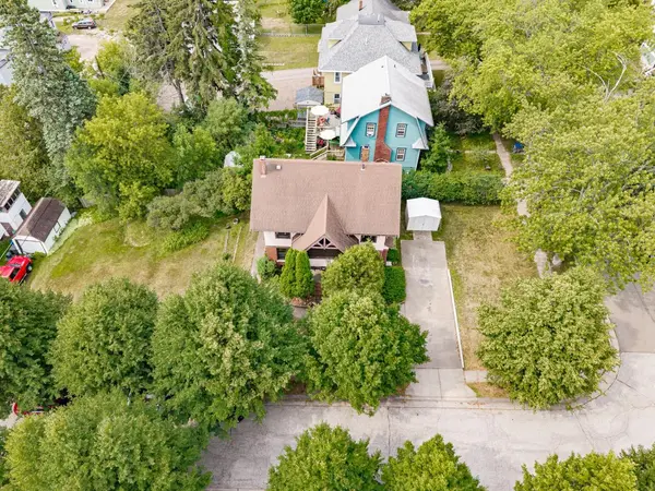 101 S 20th AVE E, Duluth, MN 55812