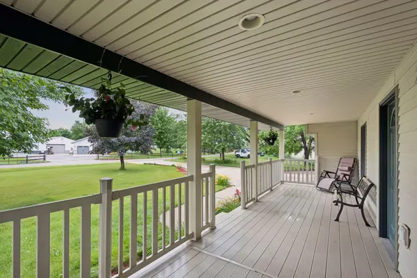 1167 3rd ST S, Sartell, MN 56377