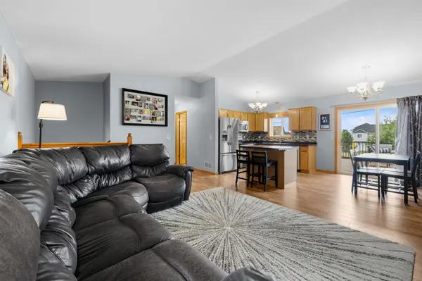 9430 Hale AVE S, Cottage Grove, MN 55016