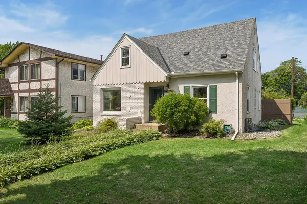 2206 Arthur ST NE, Minneapolis, MN 55418