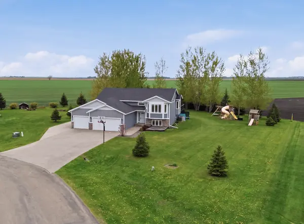 520 3rd ST N, Sabin, MN 56580