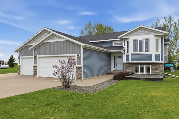520 3rd ST N, Sabin, MN 56580
