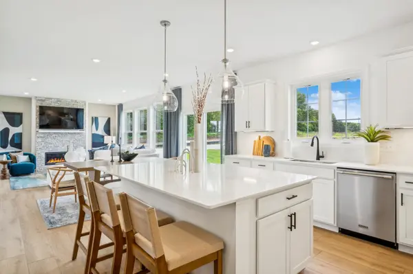 2529 Rock Elm RD, Shakopee, MN 55379