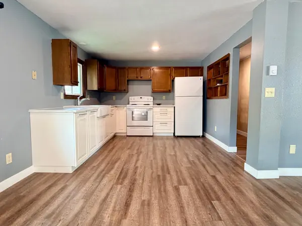 1738 Skyline DR, Worthington, MN 56187