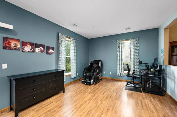 7370 Unity LN N, Brooklyn Park, MN 55443