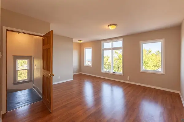 25 E 7th ST, Duluth, MN 55805