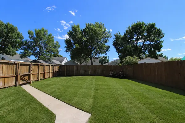 825 12th AVE W, West Fargo, ND 58078