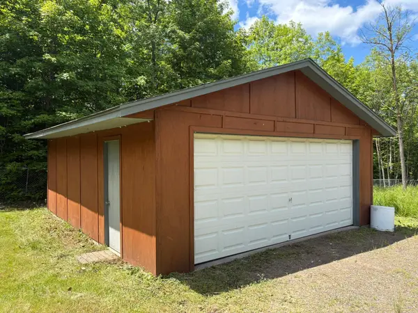 18686 327th AVE, Isle, MN 56342