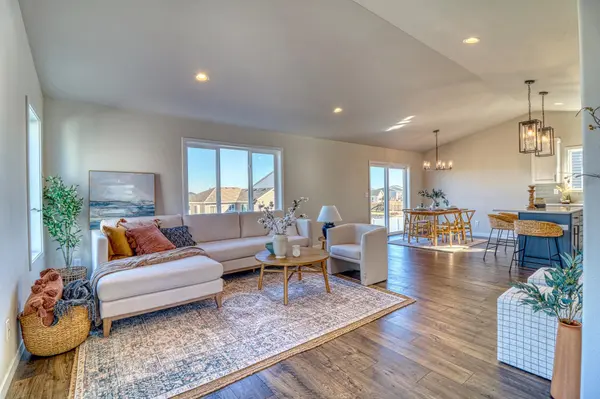 6807 Belding Drive South, Fargo, ND 58104