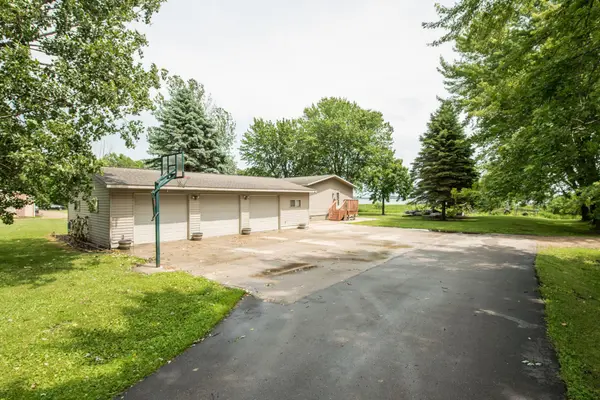 1009 County Road 10 NE, Osakis, MN 56360
