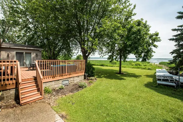 1009 County Road 10 NE, Osakis, MN 56360