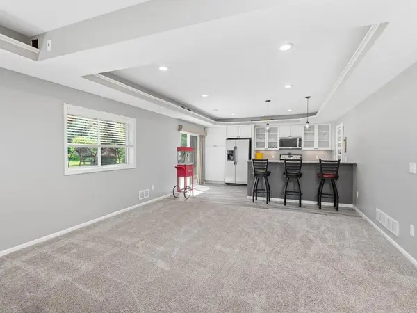 1631 Sparrow RD, Waconia, MN 55387