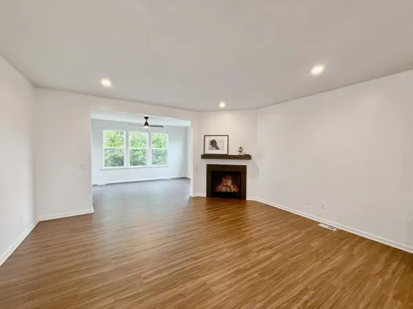 4648 Benjamin PL, Woodbury, MN 55129