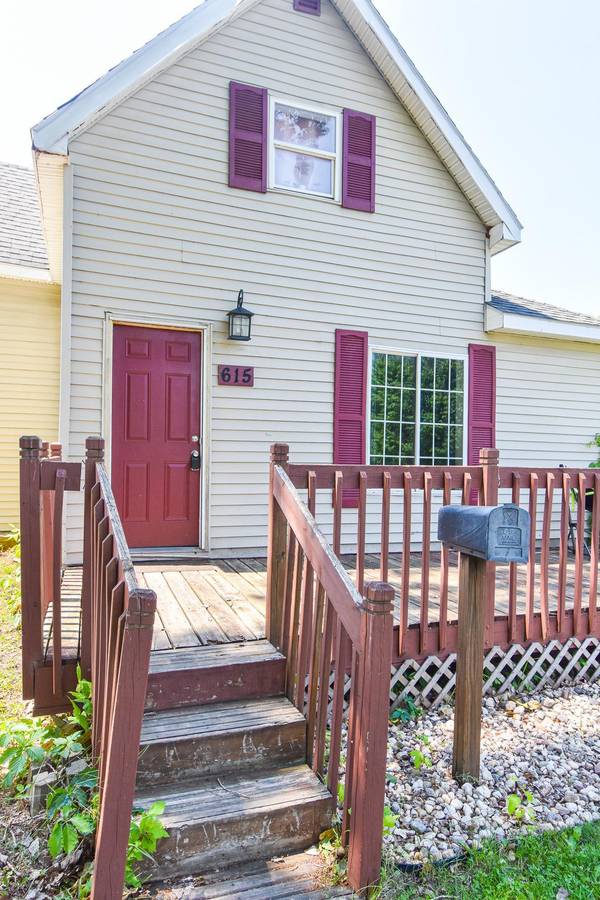 615 Markley AVE S, Thief River Falls, MN 56701