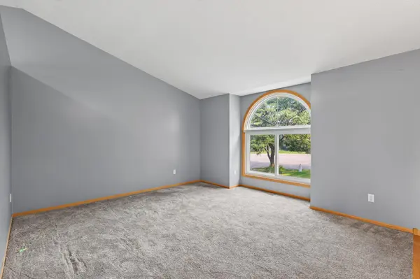 12628 Dutch CT, Apple Valley, MN 55124