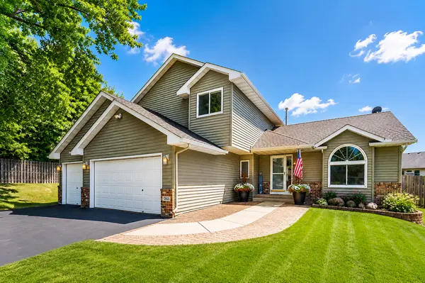 12628 Dutch CT, Apple Valley, MN 55124