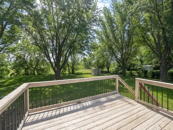 5590 Jeffery AVE SW, Howard Lake, MN 55349