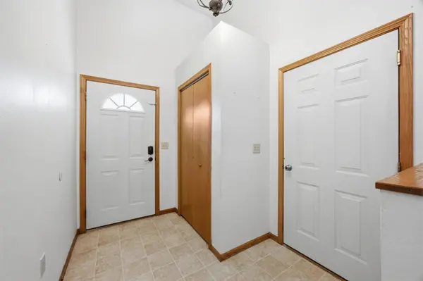 301 Lakeview DR, Lake Park, MN 56554