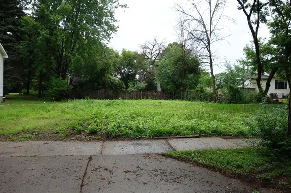 139 Granite ST, Saint Paul, MN 55117