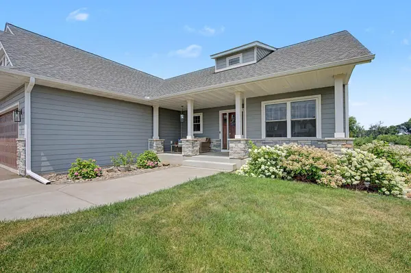7592 255th ST, Wyoming, MN 55092