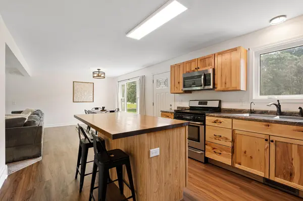 22341 570th AVE, Austin, MN 55912