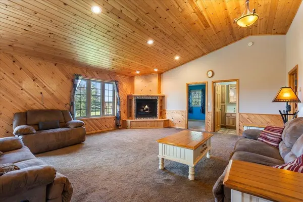 8405 60th ST SW, Staples, MN 56479