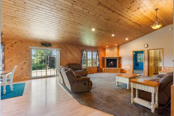 8405 60th ST SW, Staples, MN 56479