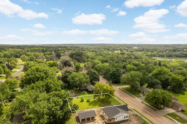8115 Victoria DR, Victoria, MN 55386