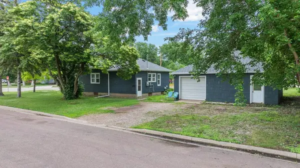 37 Rowland ST, Tracy, MN 56175