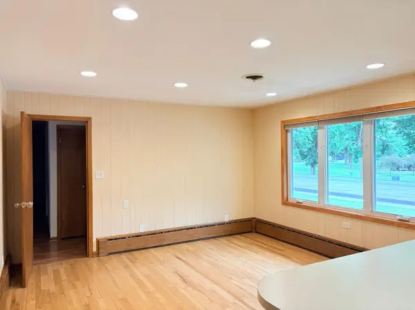 501 W College DR, Marshall, MN 56258