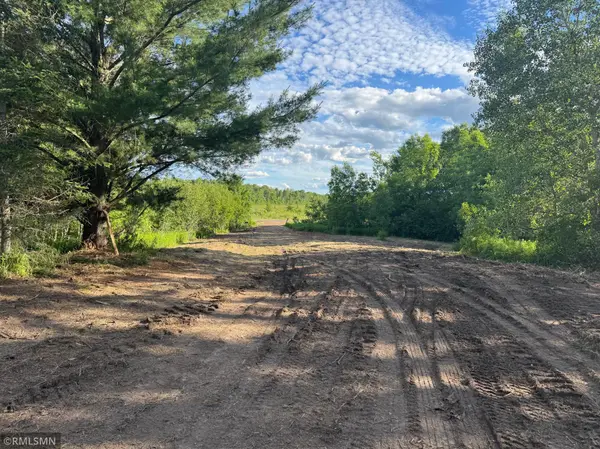 2586 210th AVE, Mora, MN 55051