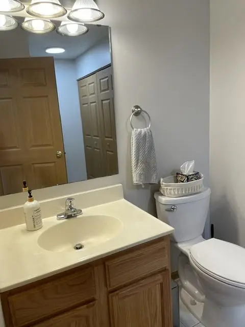 1321 Lake DR W #320, Chanhassen, MN 55317