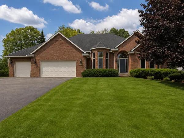 7690 Gibraltar TER, Apple Valley, MN 55124