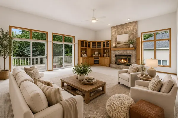7690 Gibraltar TER, Apple Valley, MN 55124