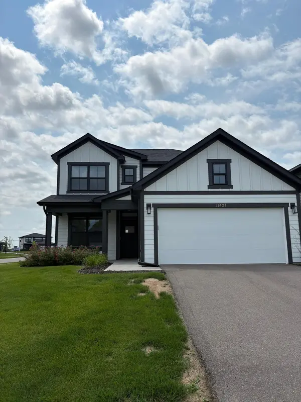 11421 51st ST NE, Albertville, MN 55301