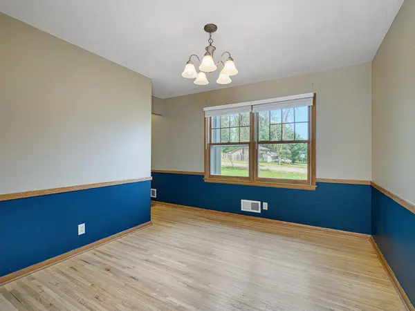 3549 Ensign AVE N, New Hope, MN 55427