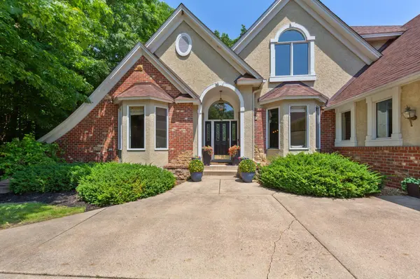 704 Legacy CT, Faribault, MN 55021