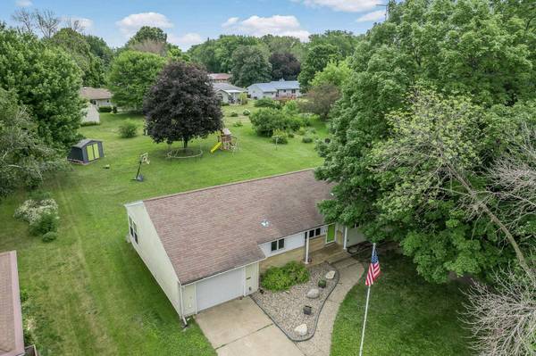 1013 5th ST S, Saint James, MN 56081