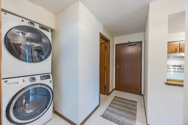 7501 W 101st ST #206, Bloomington, MN 55438