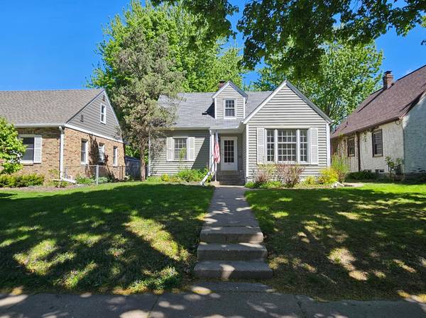 1361 Scheffer AVE, Saint Paul, MN 55116