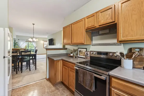 1451 Magnolia AVE E, Saint Paul, MN 55106