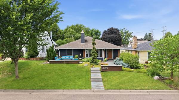4429 York AVE N, Robbinsdale, MN 55422