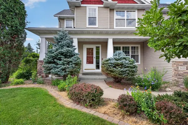 3655 Stone Point DR NE, Rochester, MN 55906