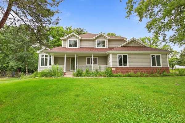 1903 Meadowrose BLVD, Saint Cloud, MN 56301