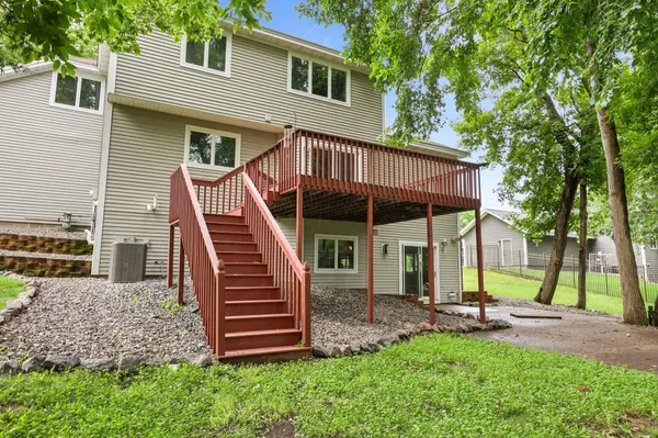 1903 Meadowrose BLVD, Saint Cloud, MN 56301