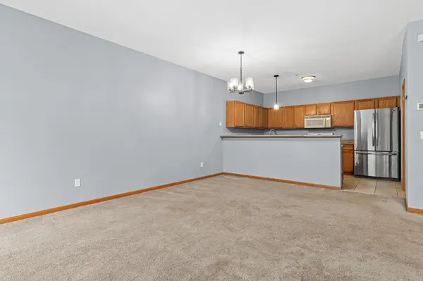652 Willoughby WAY W, Minnetonka, MN 55305