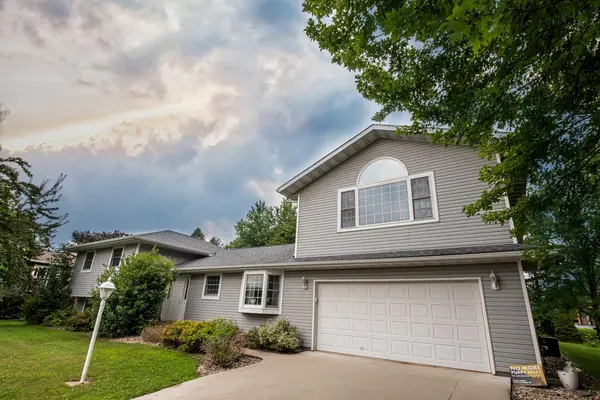 225 Country Club DR, Lewiston, MN 55952