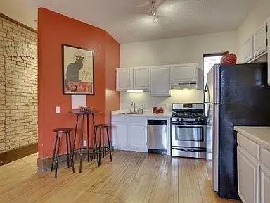 605 S 9th ST #8, Minneapolis, MN 55404