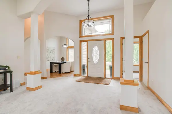 718 N Sedona DR, West Fargo, ND 58078