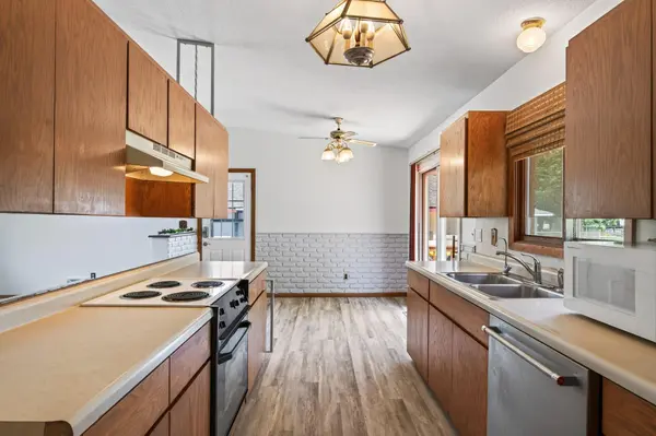 7817 67th AVE N, Brooklyn Park, MN 55428